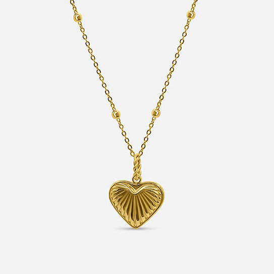 Collana con ciondolo a forma di cuore
