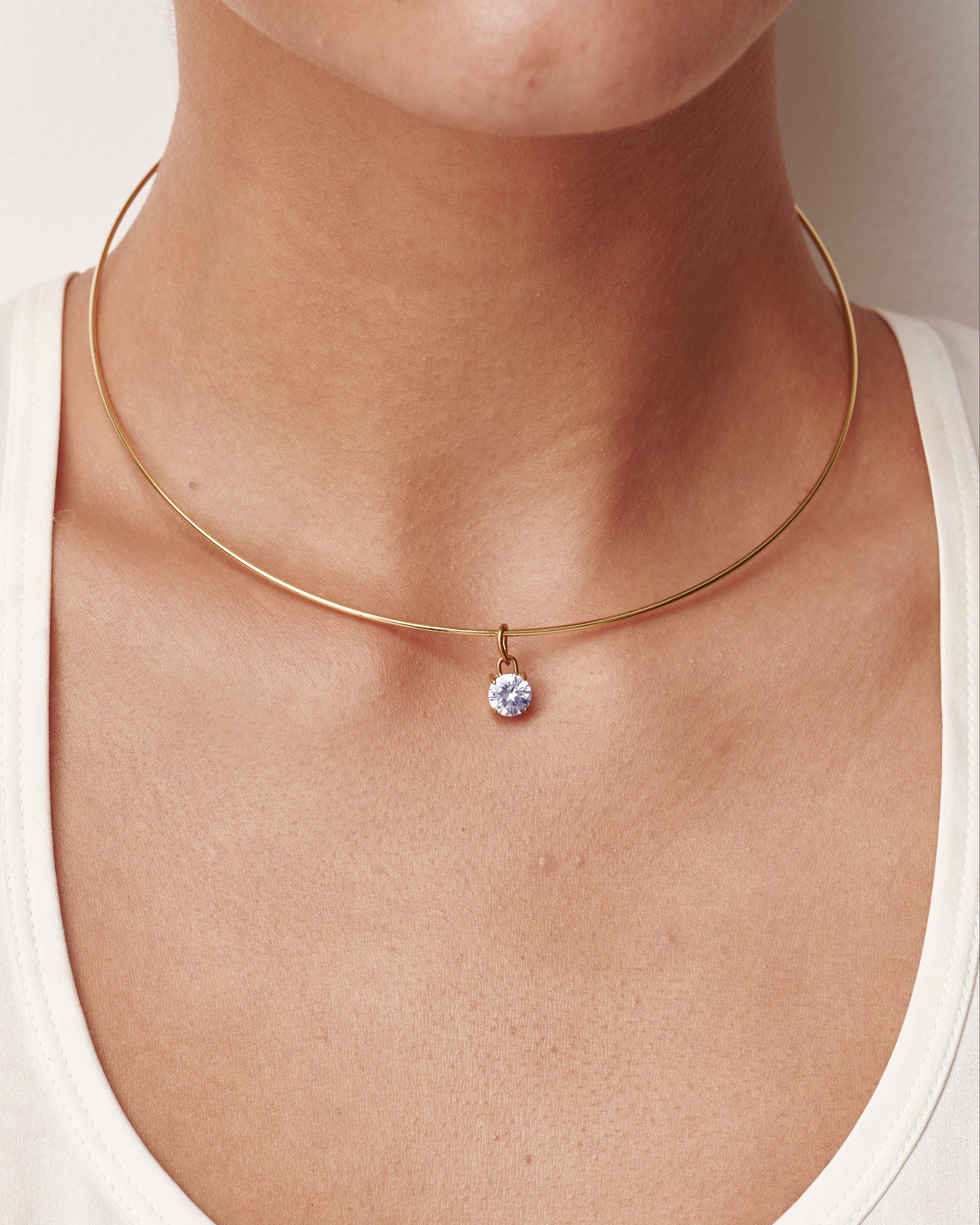 Collana con ciondolo con pietra del mese di nascita