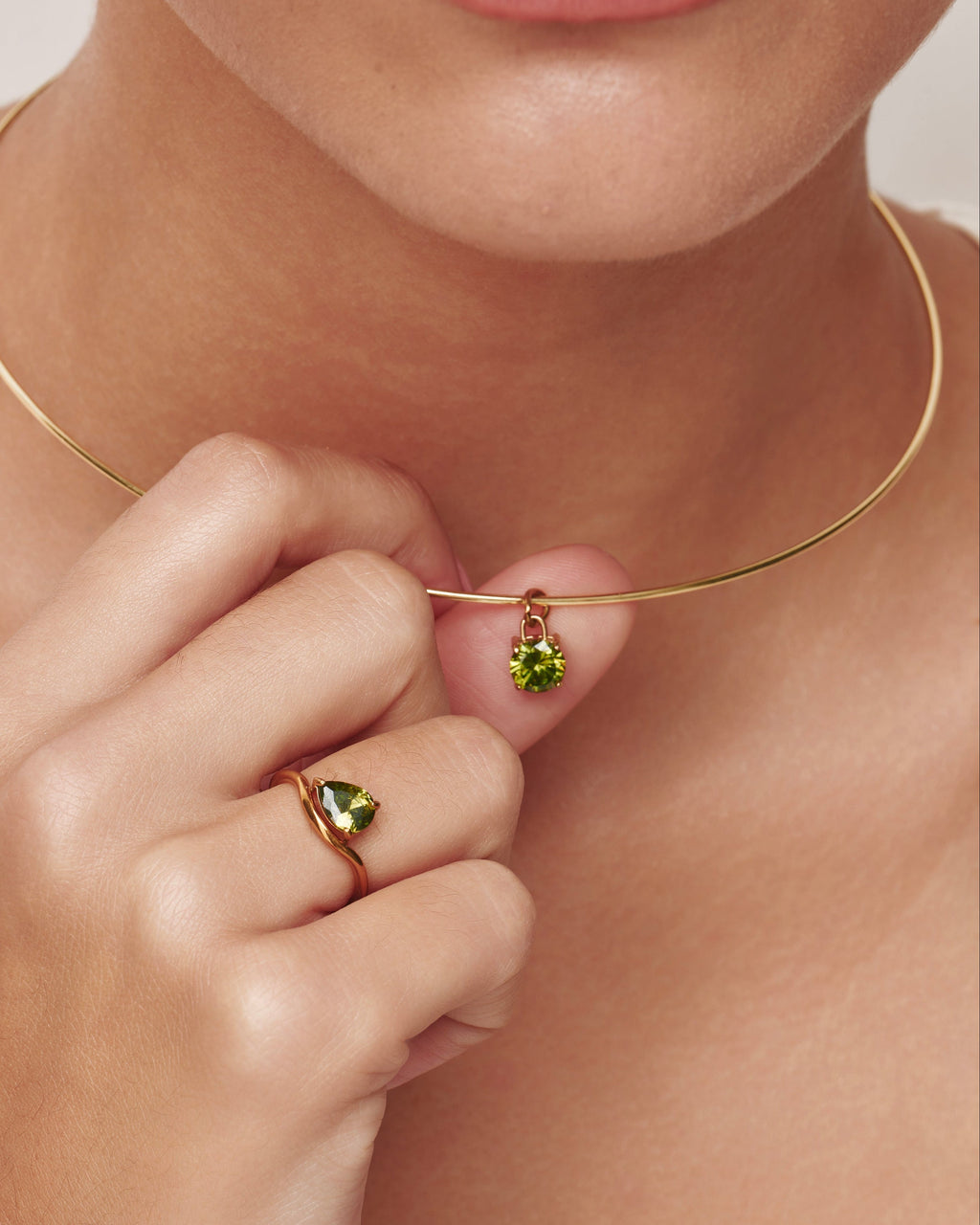 Collana con ciondolo con pietra del mese di nascita