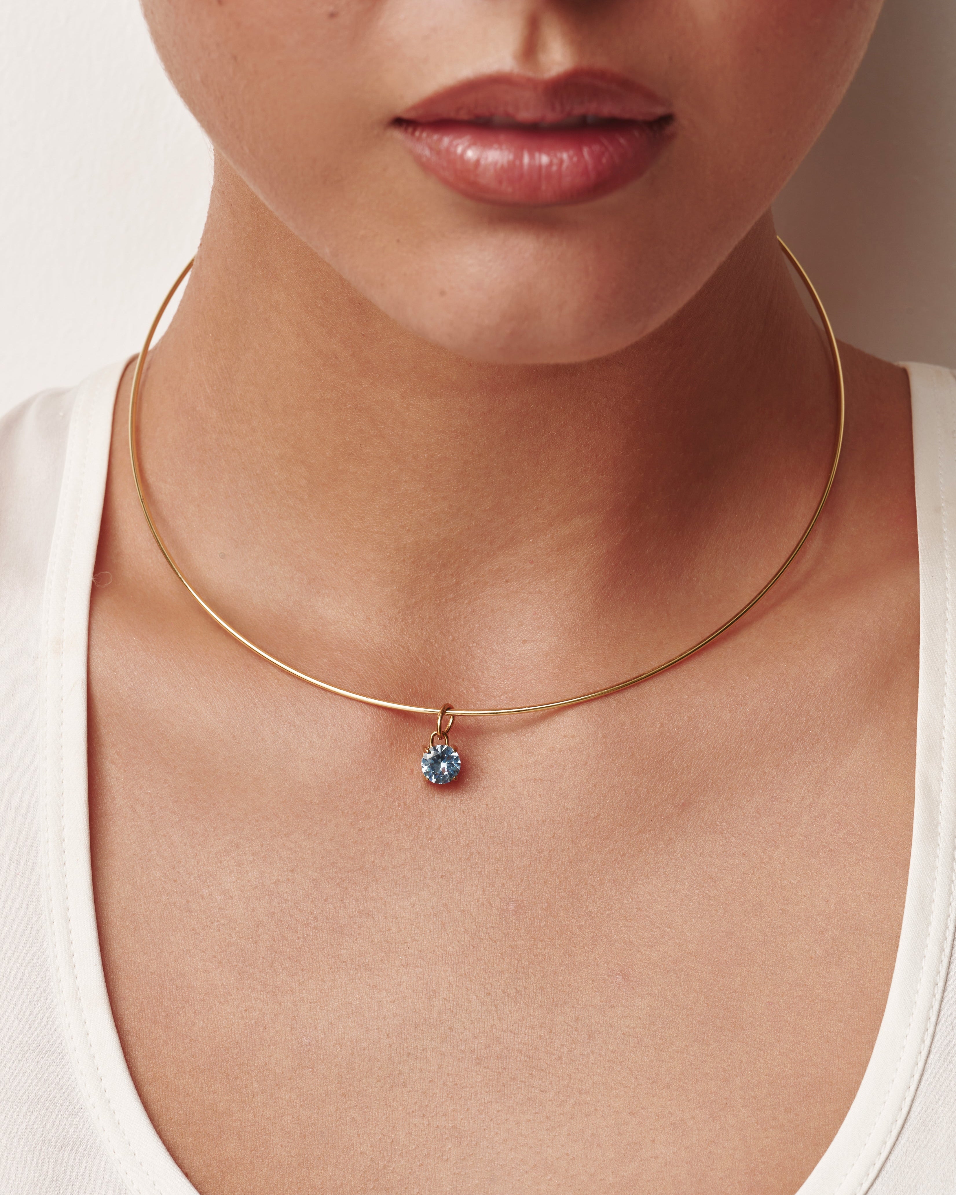 Collana con ciondolo con pietra del mese di nascita