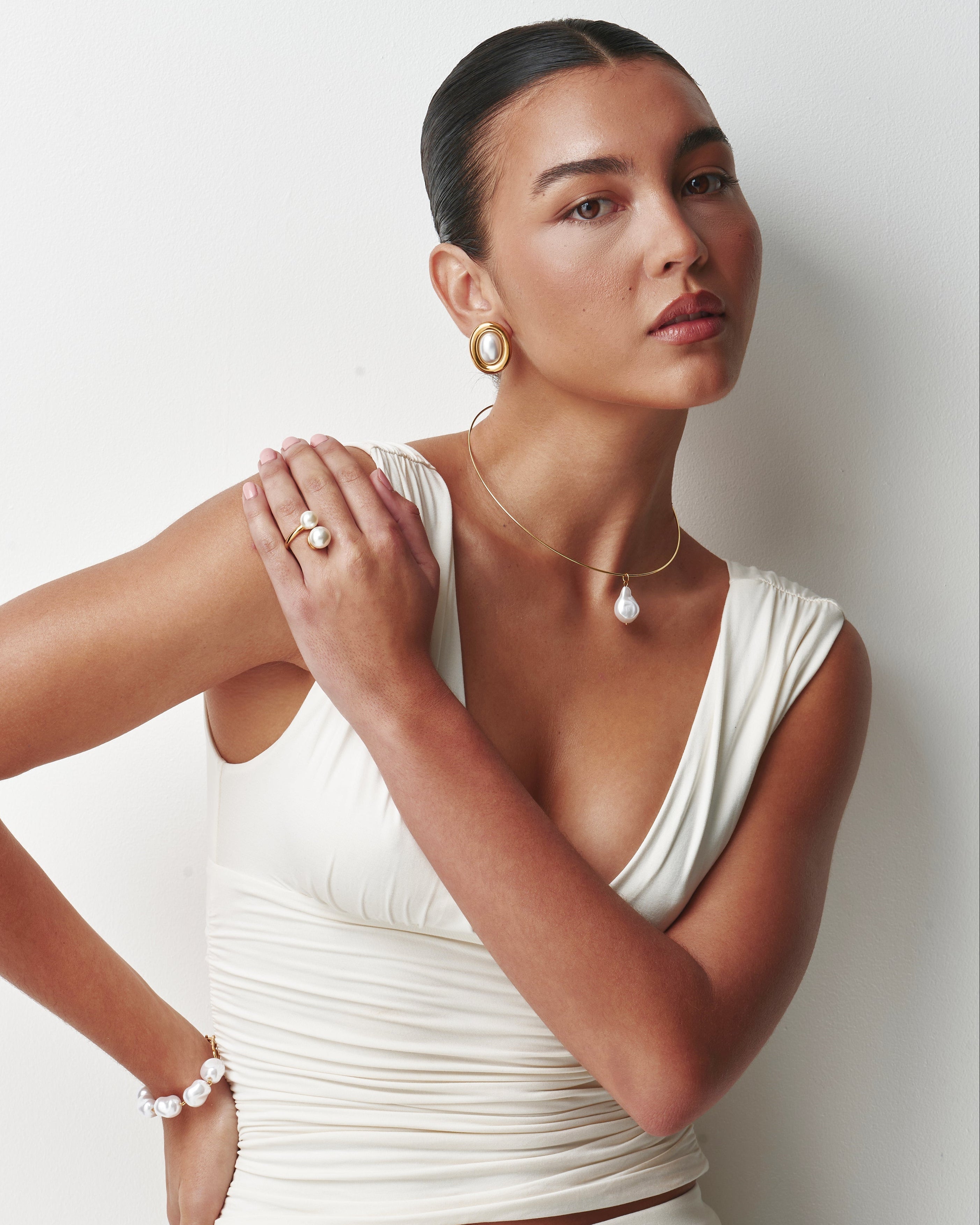 Collana a girocollo con perla naturale