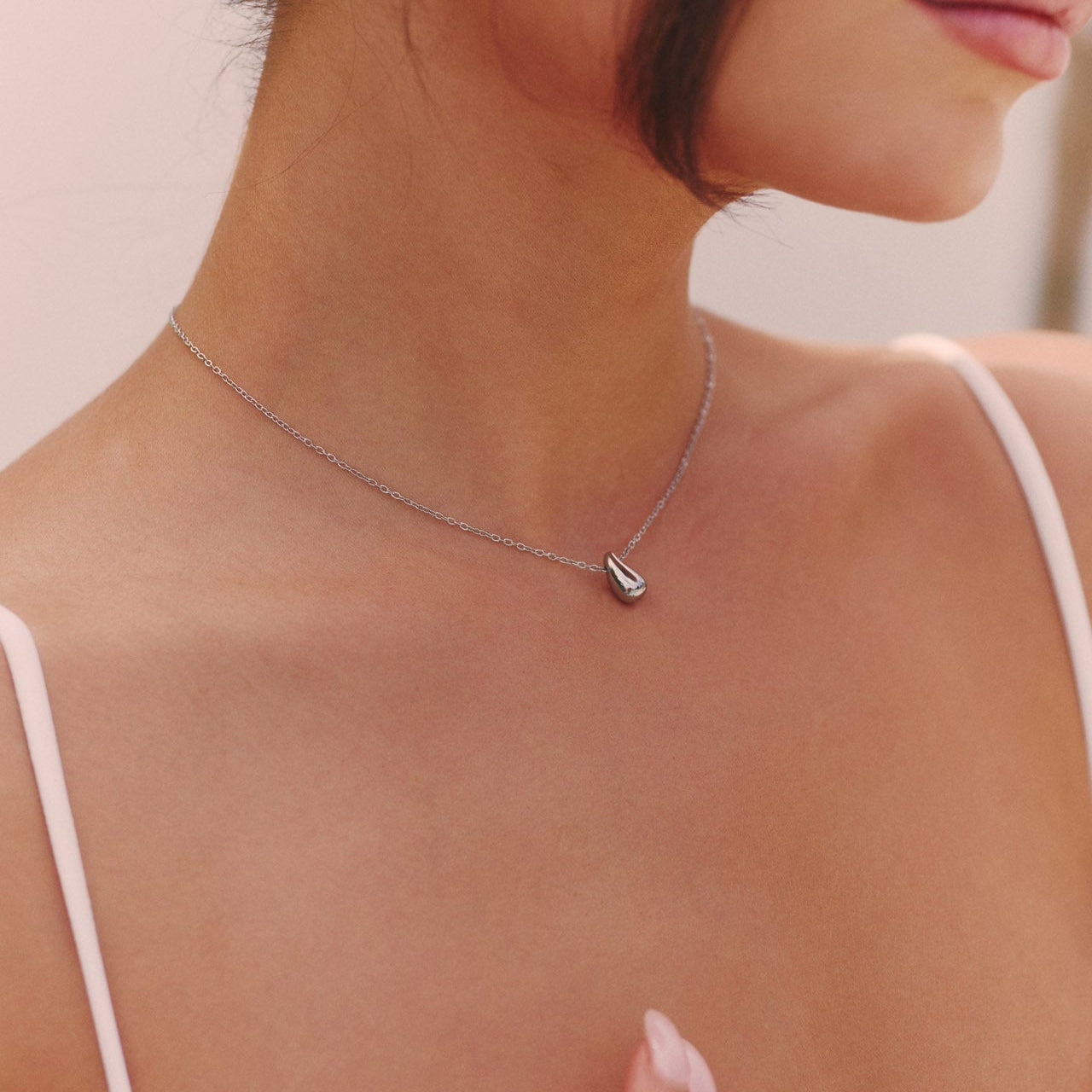 Collana con pendente a goccia - Argento