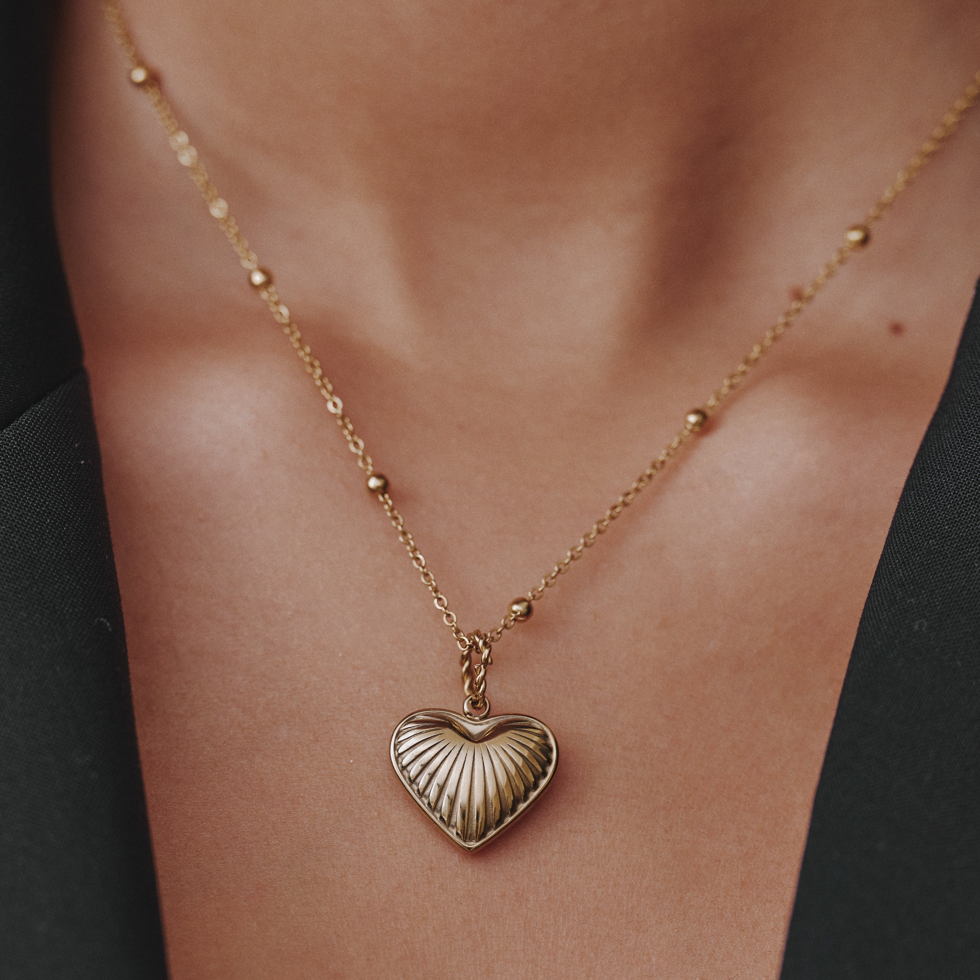 Collana con ciondolo a forma di cuore