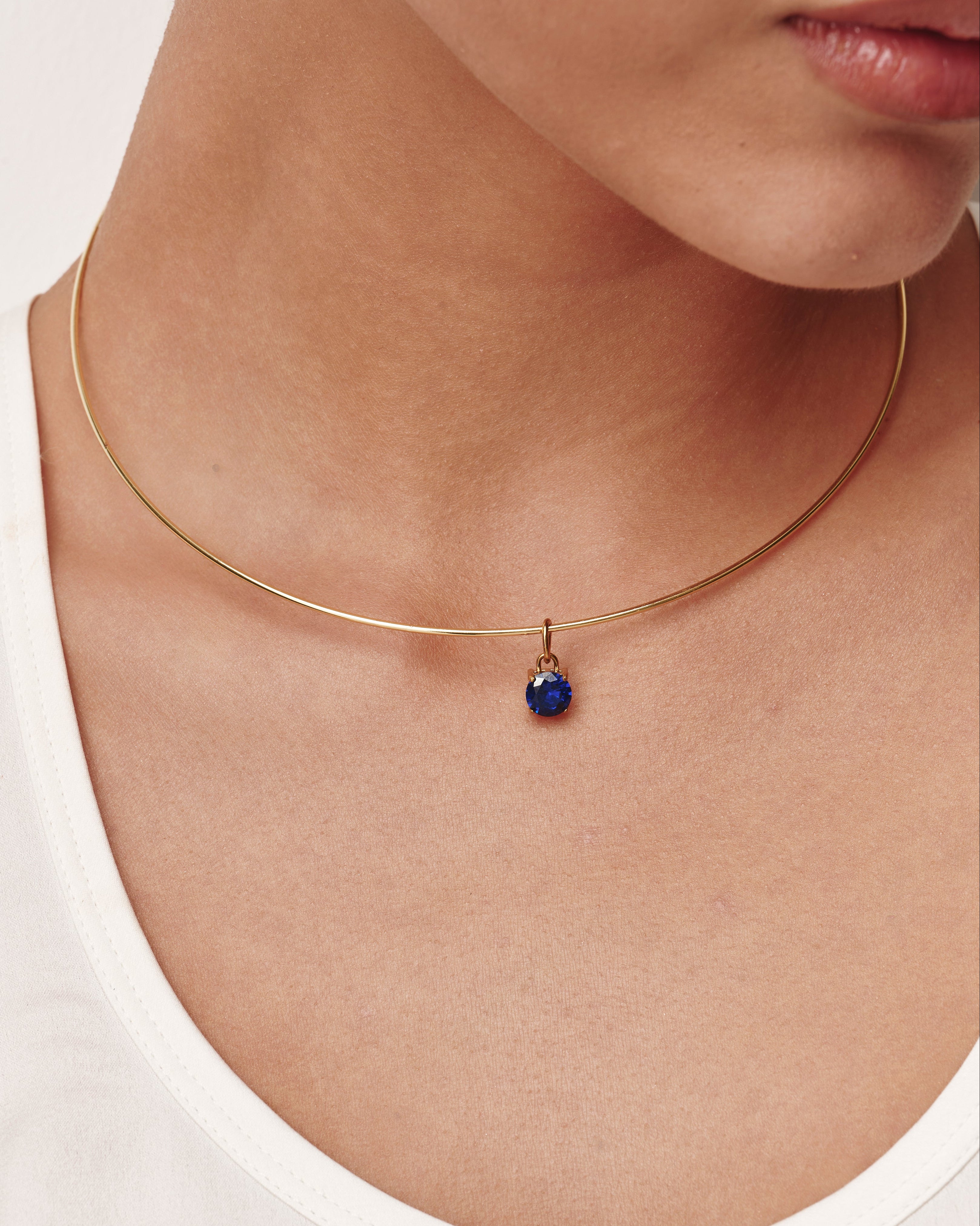 Collana con ciondolo con pietra del mese di nascita